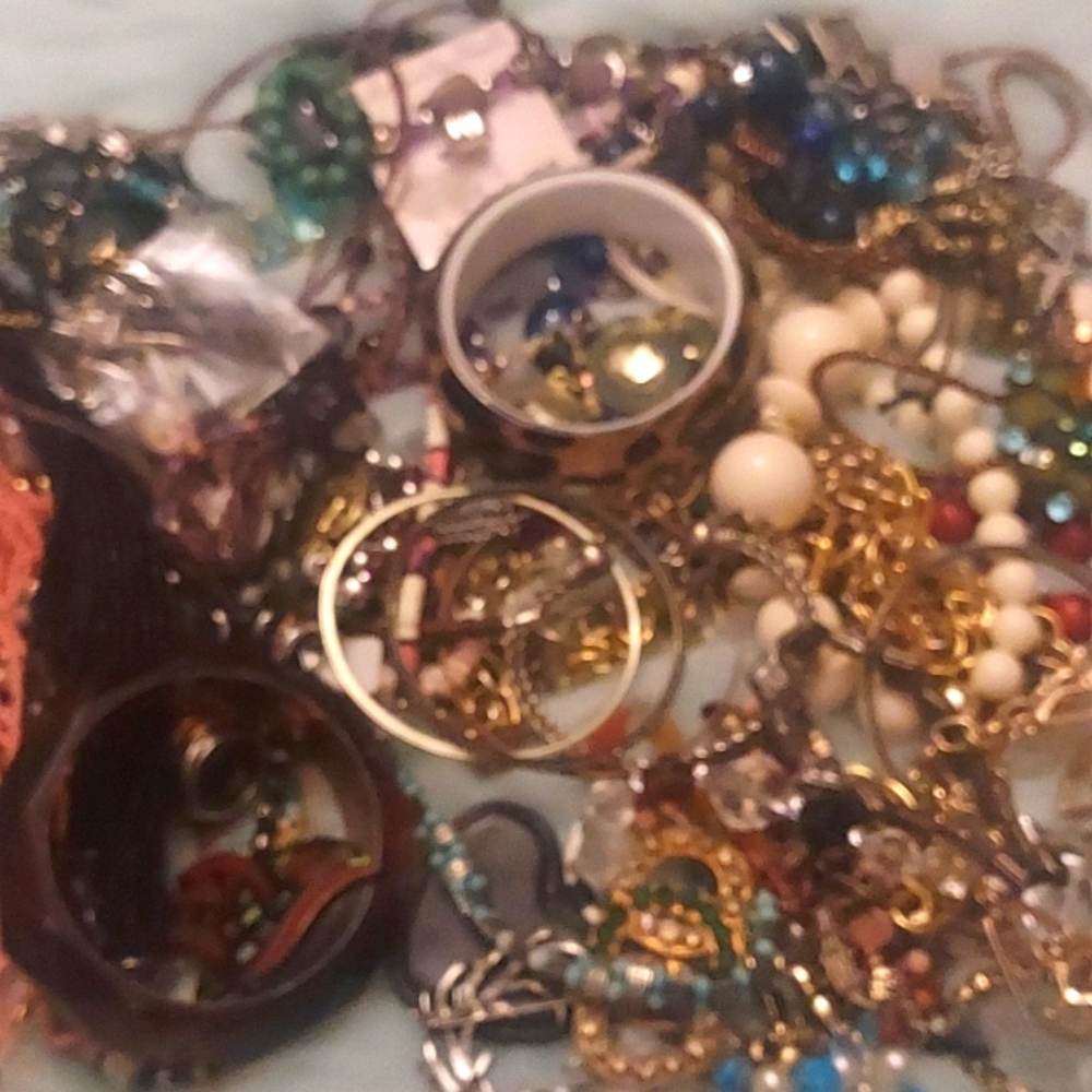 Jewelry lot